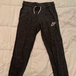 Nike cropped joggers